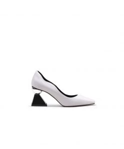 Jady Rose JadyRose | EAMON Contrast Color Scalloped-Edge Leather Pump