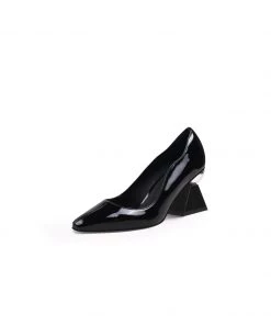 Jady Rose JadyRose | EAMON Black Scalloped-Edge Leather Pump NEW ARRIVALS