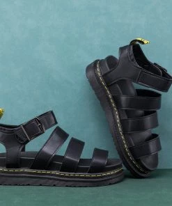 YL New In Shoes En Bloom | Black Trip-Strap Buckled Strap Flat Sandals - Women