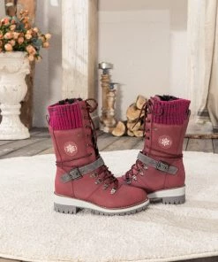 YL En Bloom | Red Ribbed-Cuff Buckle-Strap Boot New In Shoes