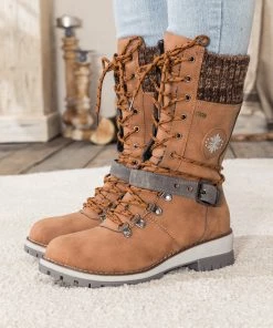 YL En Bloom | Brown Ribbed-Cuff Buckle-Strap Boot New In Shoes