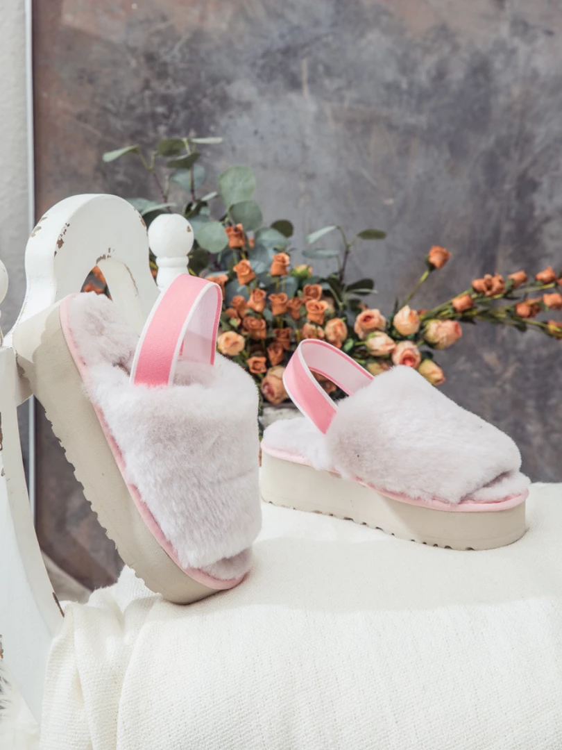 XH SMAIBULUN UGG™ | Soft Woolen Fluffy Disco Sandals Slippers - Baby Pink New In Shoes 3 XH SMAIBULUN UGG™ | Soft Woolen Fluffy Disco Sandals Slippers - Baby Pink New In Shoes