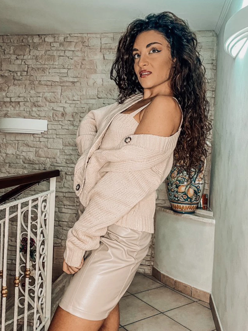 MY Smaibulun Doll | Veronica Beige Knit Cardigan Set 1 MY Smaibulun Doll | Veronica Beige Knit Cardigan Set