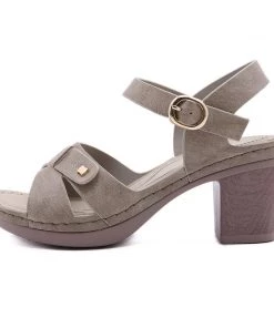 Single Metal Stud Cross Upper Heel Sandals - SIKETU New In Shoes