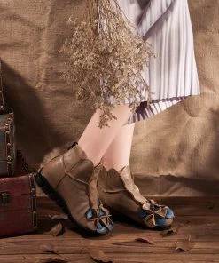 XR Shoes Rumour Has It | Flower Head Accent Sharon Leather Ankle Boots