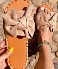 HT NEW ARRIVALS En Bloom | Lola Beige Bow Sandals