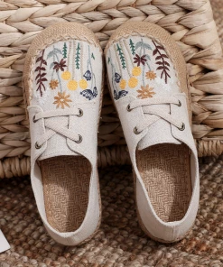 TC New In Shoes Cactus Rose | Garden Embroidered Linen Boat Shoes Espadrilles - Beige 9 TC New In Shoes Cactus Rose | Garden Embroidered Linen Boat Shoes Espadrilles - Beige