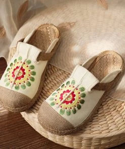 TC Round Peacock Tail Embroidered Mules - Cactus Rose Shop Sandals