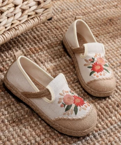 TC NEW ARRIVALS Cactus Rose | Double Kiss Floral Embroidered Linen Espadrilles - Beige