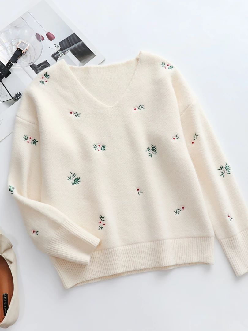 MY New In Clothing Smaibulun | Beige Wide V-neck Daisy Embroidered Knit Sweater 2 MY New In Clothing Smaibulun | Beige Wide V-neck Daisy Embroidered Knit Sweater