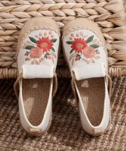 TC NEW ARRIVALS Cactus Rose | Double Kiss Floral Embroidered Linen Espadrilles - Beige