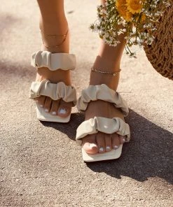 HT New In Shoes En Bloom | RUBI BEIGE SLIDES