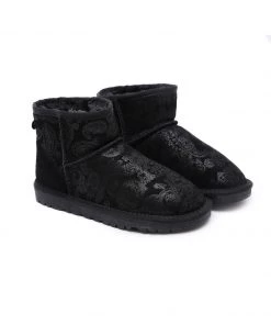 XH New In Shoes SMAIBULUN UGG™ | Embroidered Floral Faux Fur-Lined Leather Suede Boot