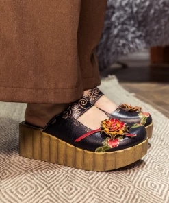 JF SOFFIA | Genuine Leather Black Ribbed-Sole Floral Appliqued Platform Sandals Clogs