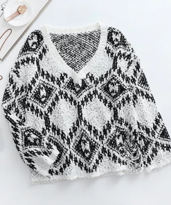 MY Clothing Smaibulun | Geometric Pattern Ripped Side Hem Sweater - Black