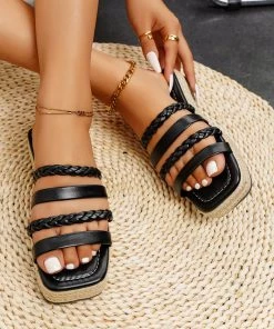 HT NEW ARRIVALS EN BLOOM | BRAIDED STRAP PLATFORM SANDAL BLACK