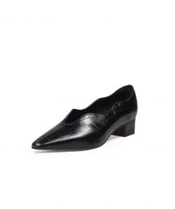 Jady Rose NEW ARRIVALS JadyRose | Color-Block Croc-Embossed Genuine Leather Point Toe Mid Heel Pumps - Black