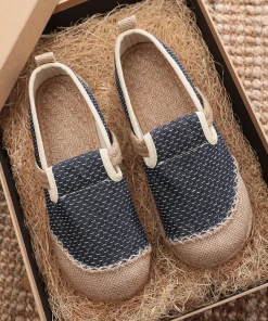 TC NEW ARRIVALS Cactus Rose | Scales Print Linen Espadrilles Loafers - Black