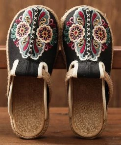 TC Abstract Embroidered Mules Slides Clogs- Cactus Rose