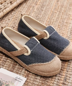 TC NEW ARRIVALS Cactus Rose | Scales Print Linen Espadrilles Loafers - Black