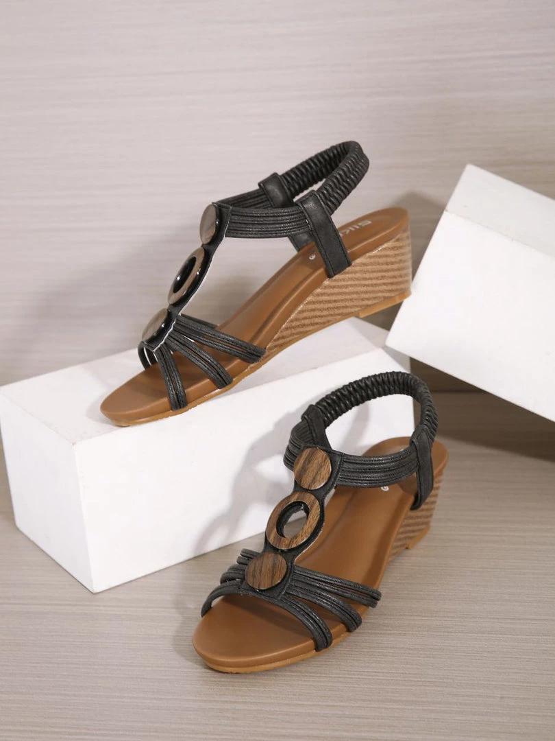 NEW ARRIVALS SIKETU | BLACK WOODEN RING SLINGBACK 2 NEW ARRIVALS SIKETU | BLACK WOODEN RING SLINGBACK