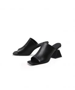 Jady Rose NEW ARRIVALS JadyRose | Triangular-Heel Leather Mule - Black