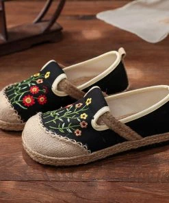 TC Blossom Daisy Embroidered Round Toe Espadrilles - Cactus Rose New In Shoes