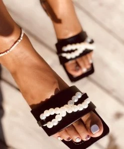 HT NEW ARRIVALS En Bloom | Black Pearl Chain Slides Flat Sandals