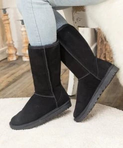 XH SMAIBULUN UGG™ | Signature Classic Faux Fur-Lined Suede Boots