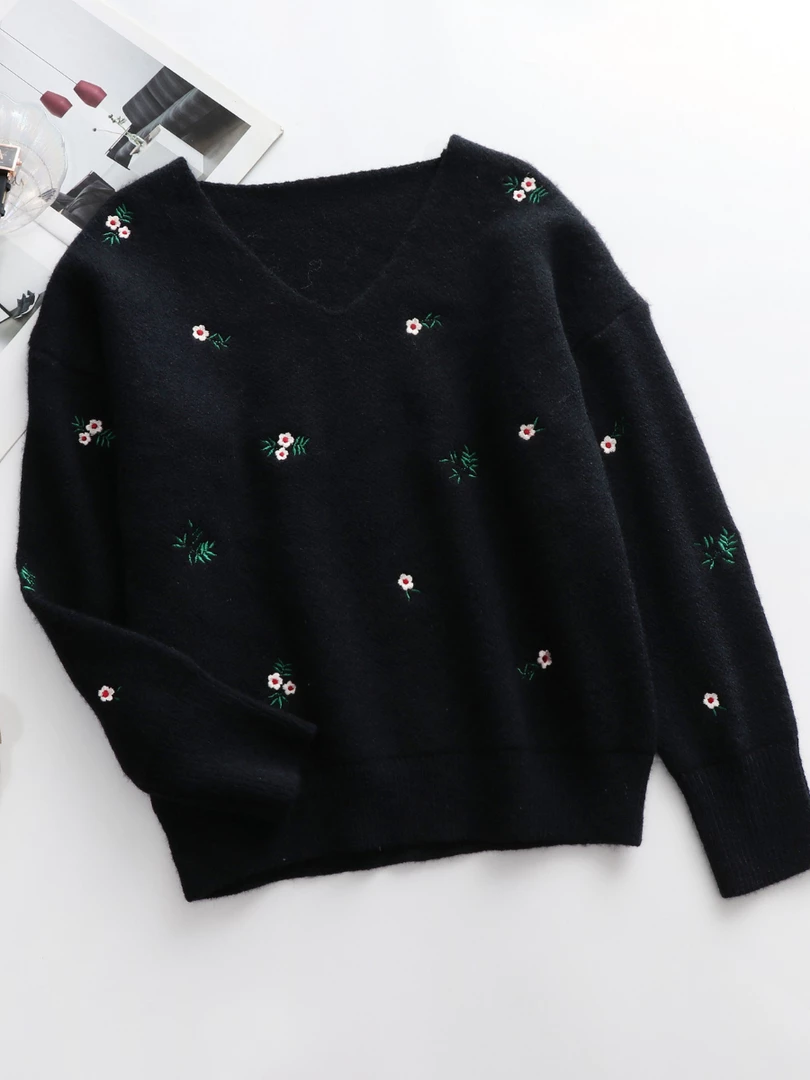 MY Smaibulun | Black Low V-neck Daisy Embroidered Knit Sweater New In Clothing 2 MY Smaibulun | Black Low V-neck Daisy Embroidered Knit Sweater New In Clothing
