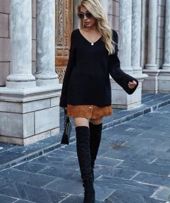 MY New In Clothing Smaibulun | MACHE Low V-Neck Oversize Sleeve Knit Top - Black 8 MY New In Clothing Smaibulun | MACHE Low V-Neck Oversize Sleeve Knit Top - Black