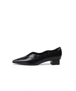 Jady Rose NEW ARRIVALS JadyRose | Color-Block Croc-Embossed Genuine Leather Point Toe Mid Heel Pumps - Black