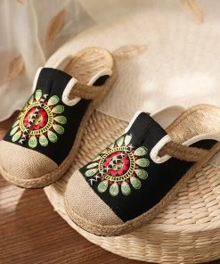 TC Round Peacock Tail Embroidered Mules - Cactus Rose Shop Sandals