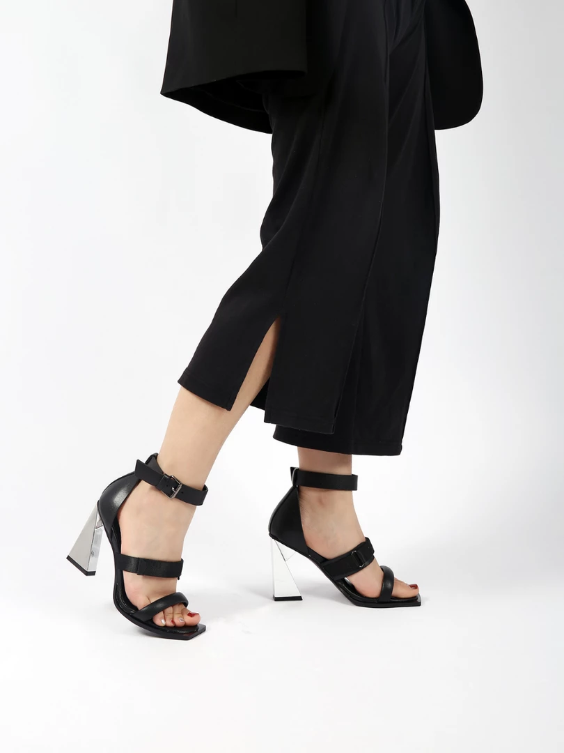 Jady Rose JADYROSE | DAISYMAE ANKLE STRAP BLACK HEEL 4 Jady Rose JADYROSE | DAISYMAE ANKLE STRAP BLACK HEEL