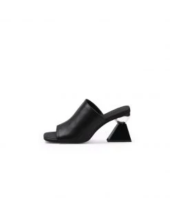 Jady Rose NEW ARRIVALS JadyRose | Triangular-Heel Leather Mule - Black