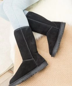 XH SMAIBULUN UGG™ | Signature Classic Faux Fur-Lined Suede Boots