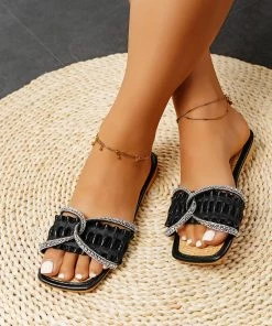 HT EN BLOOM | TWISTED RHINESTONES SLIDE BLACK New In Shoes