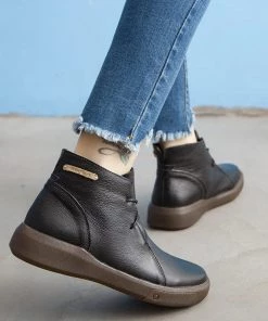 XR Shoes Modern Lace-Up Leather Boots - Rumour Has It