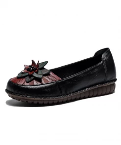 XR New In Shoes Rumour Has It | Applique Flower Head-Accent Loafers - Black