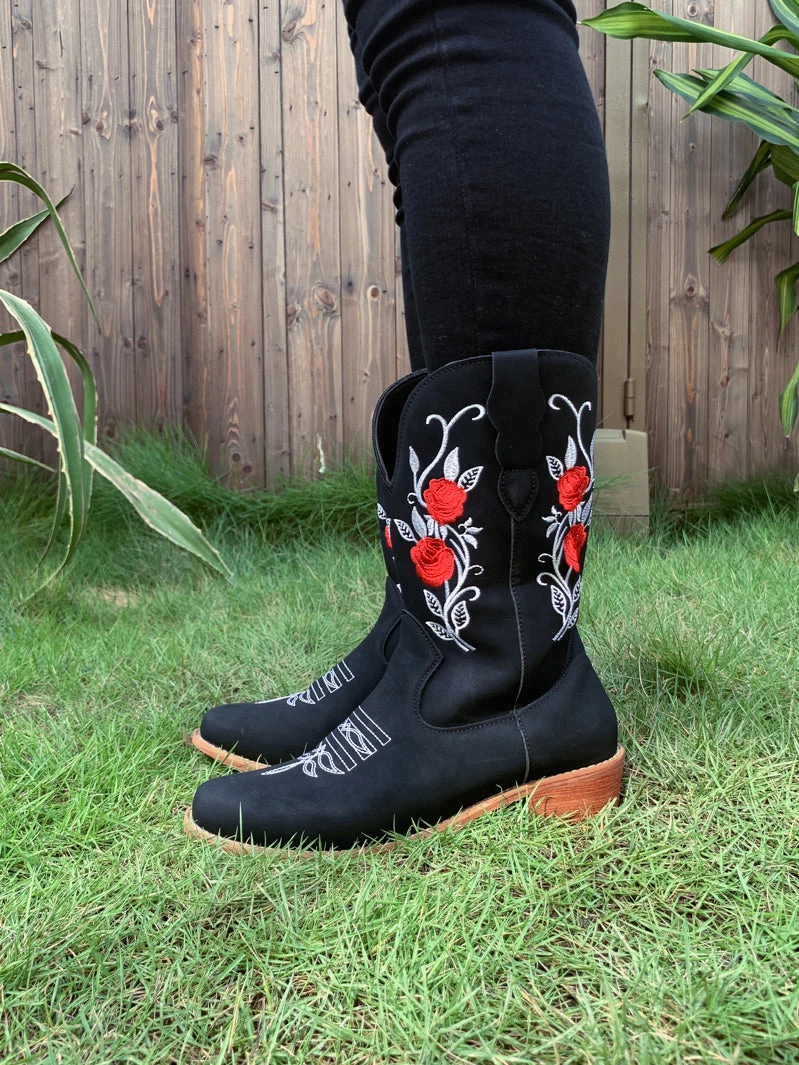 YL En Bloom | Black Rose Embroidered Floral Cowboy Heel Boots 4 YL En Bloom | Black Rose Embroidered Floral Cowboy Heel Boots