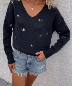 MY Smaibulun | Black Low V-neck Daisy Embroidered Knit Sweater New In Clothing 11 MY Smaibulun | Black Low V-neck Daisy Embroidered Knit Sweater New In Clothing