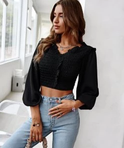 DY NEW ARRIVALS PEPPERS CROP TOP - BLACK