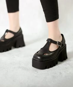 Jady Rose JadyRose | T-Strap Signature Chunky Heel Mary Jane - Black NEW ARRIVALS