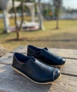 ATC Laser Cut Leather Loafer - MAMA LOVE Shop Loafer