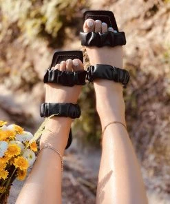 HT NEW ARRIVALS En Bloom | RUBI BLACK SLIDES