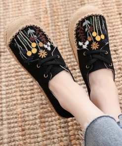 TC Cactus Rose | Garden Embroidered Linen Boat Shoes Espadrilles - Black NEW ARRIVALS