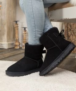 XH New In Shoes SMAIBULUN UGG™ | Ribbon Bow-Back Faux Fur-Lined Suede Boots