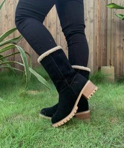 YL New In Shoes En Bloom | Black Plush-Lined Fold-Over Boots