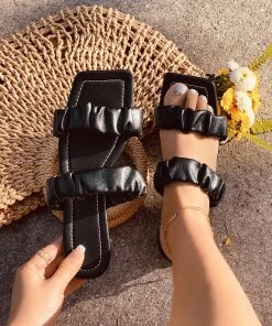 HT NEW ARRIVALS En Bloom | RUBI BLACK SLIDES