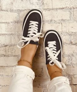 HT EN BLOOM | RUBY TOE CAP SNEAKERS BLACK New In Shoes